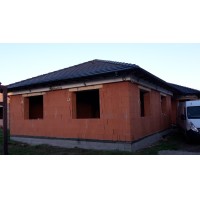 Novostavba rodinného domu s garážou v obci Dolné Saliby