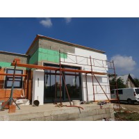 Novostavba rodinného domu s garážou v obci Abrahám